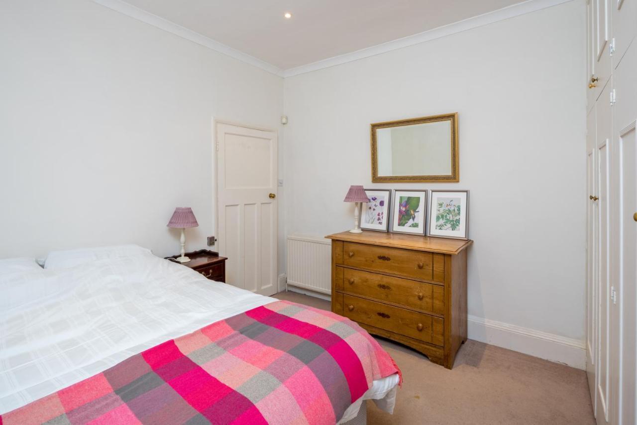 Charming 2Br Flat With Patio In Hammersmith Londres Exterior foto