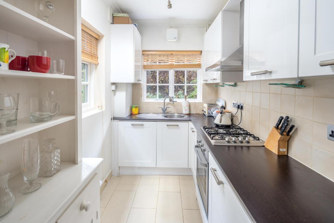 Charming 2Br Flat With Patio In Hammersmith Londres Exterior foto