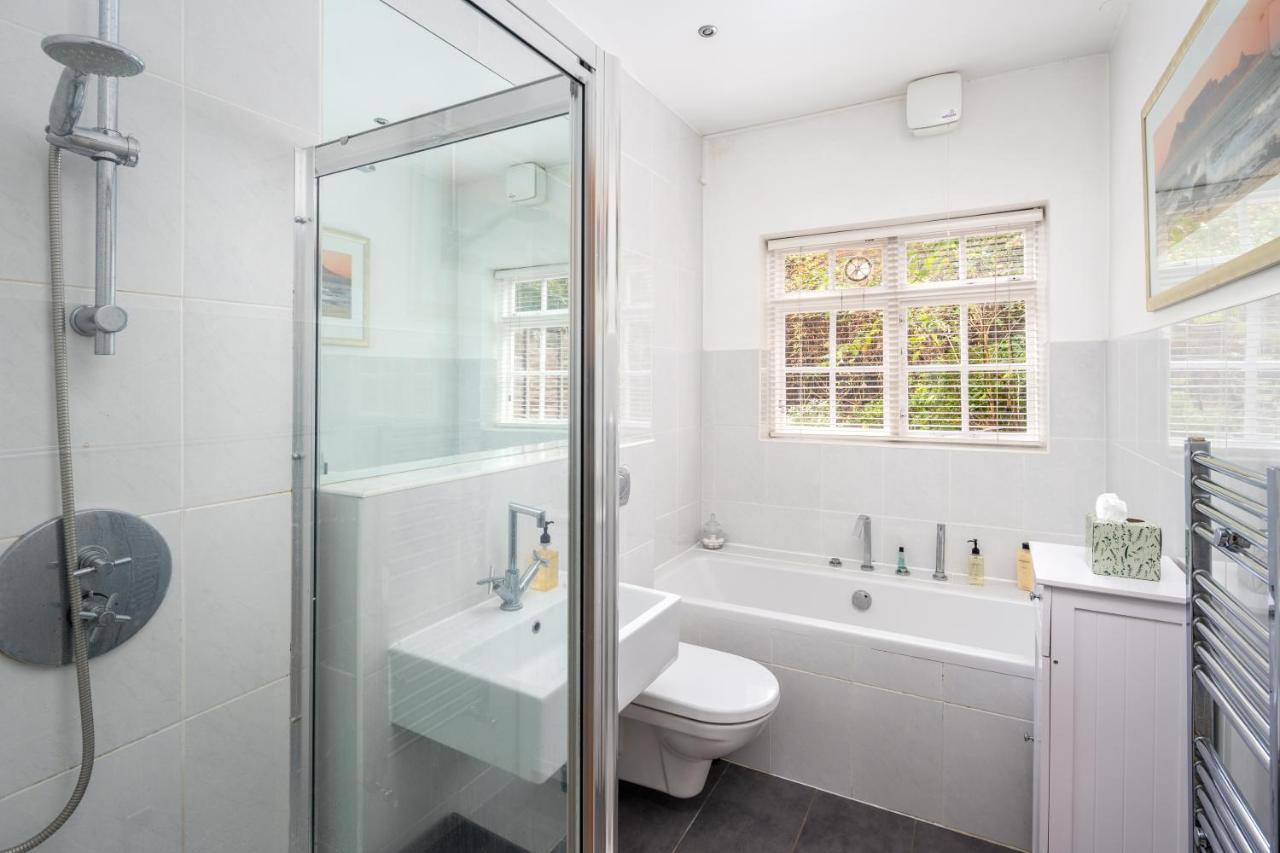 Charming 2Br Flat With Patio In Hammersmith Londres Exterior foto