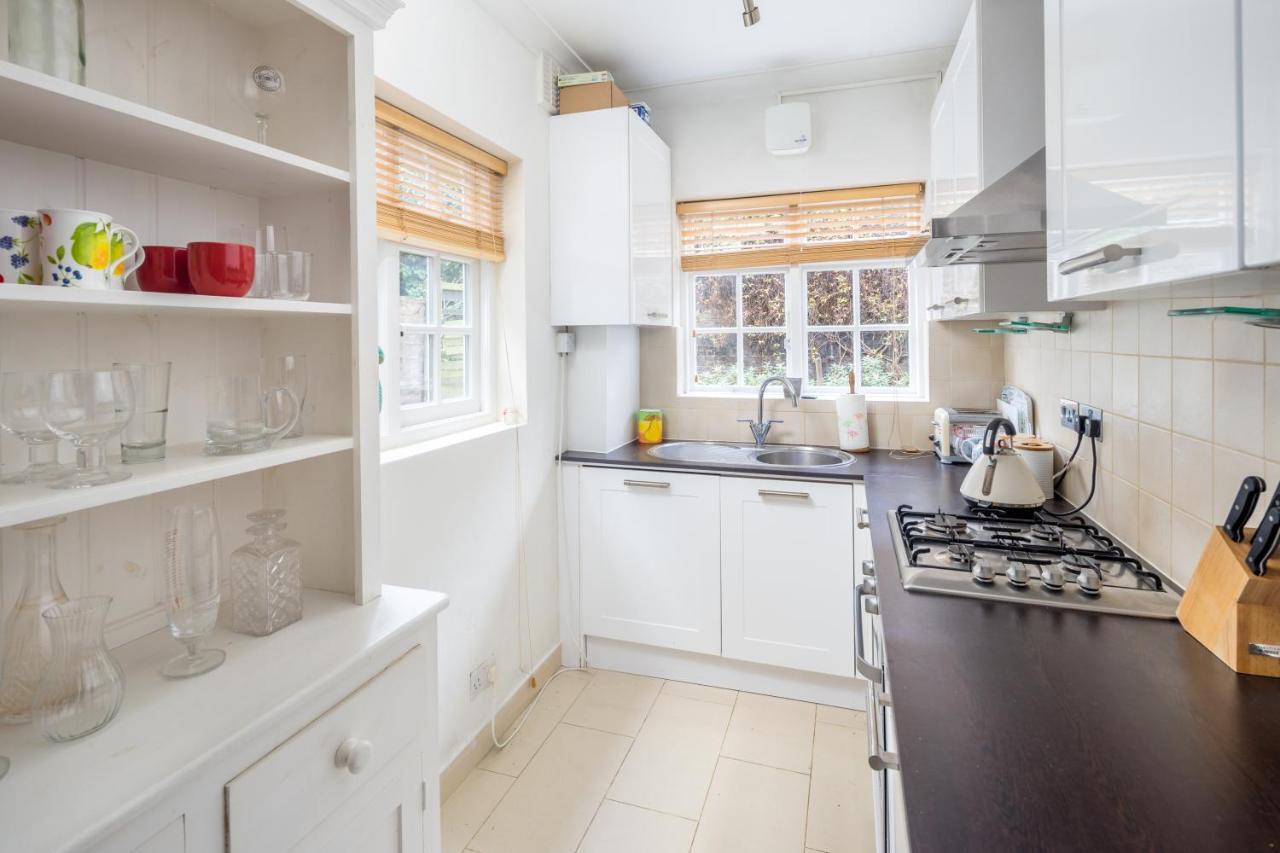 Charming 2Br Flat With Patio In Hammersmith Londres Exterior foto
